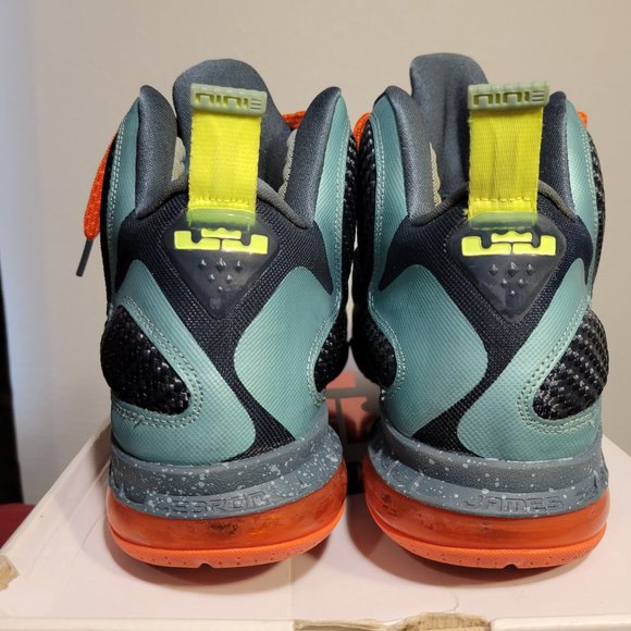 NIKE LEBRON 9 CANNON SNEAKERS WITH EXTRA SET BLUE LACES AND BOX - SIZE 9.5 - Picture 8 of 16